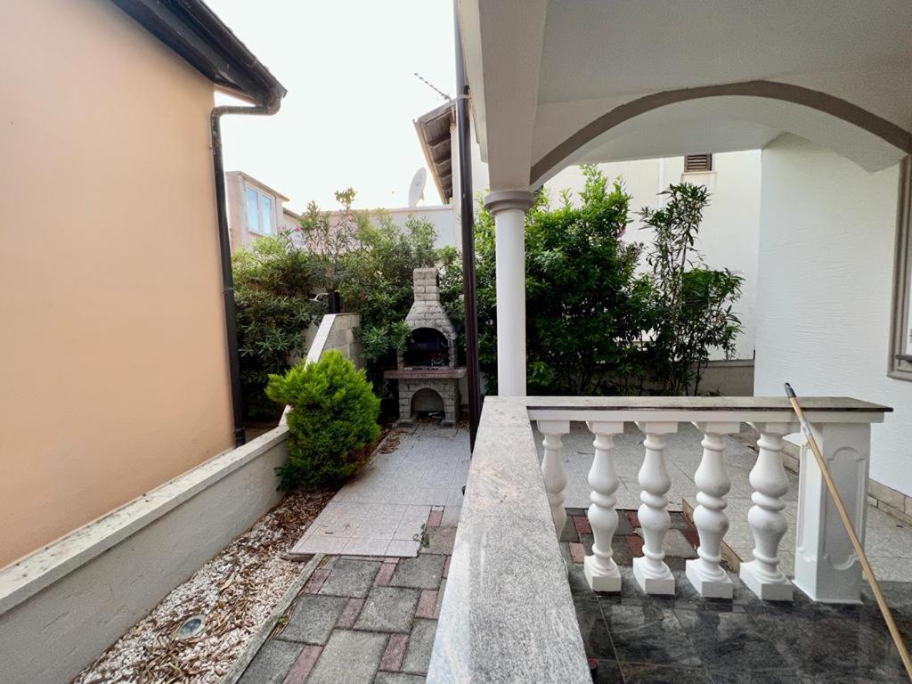 Apartmani Aneri วีร์ ภายนอก รูปภาพ