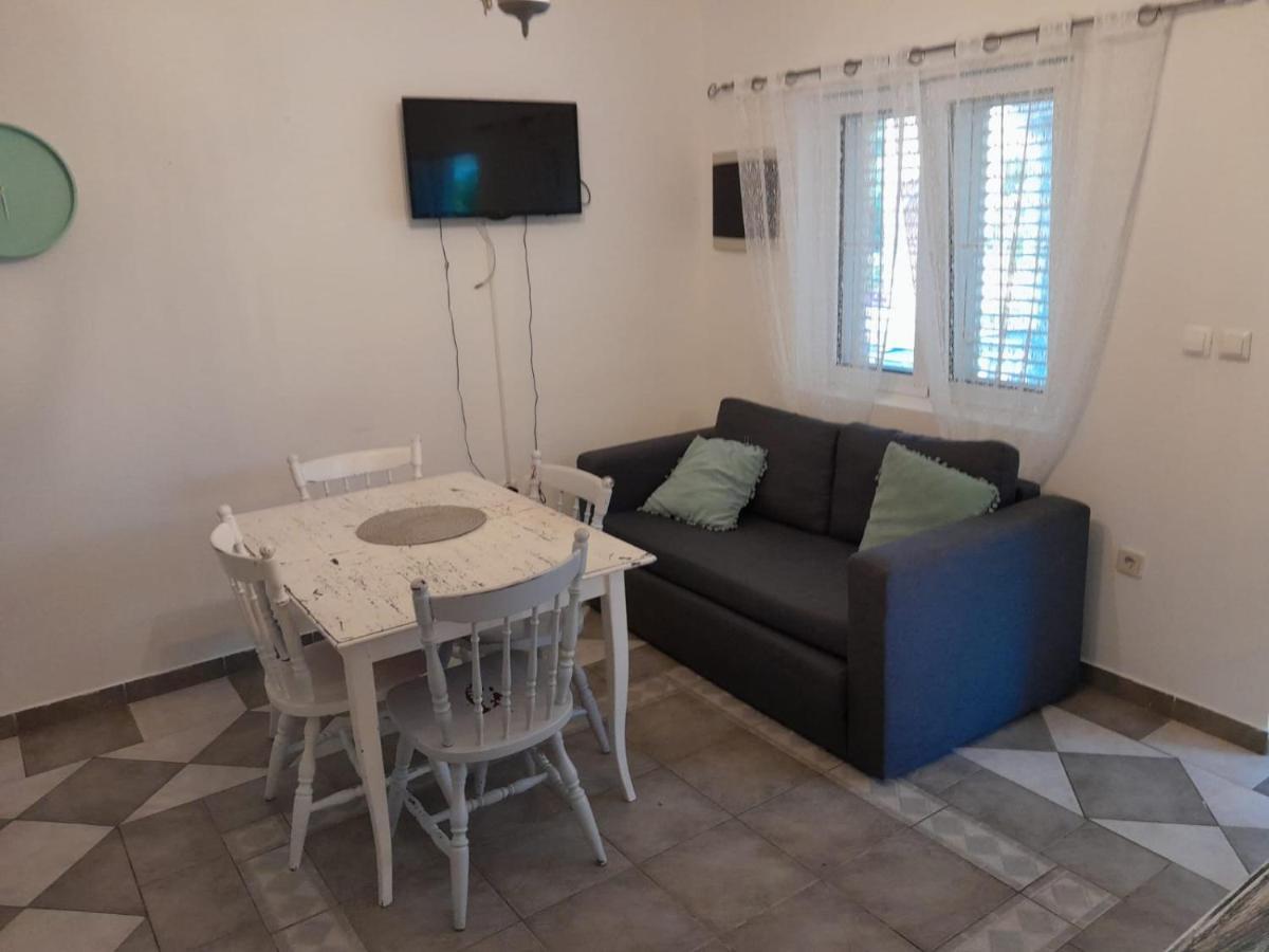 Apartmani Aneri วีร์ ภายนอก รูปภาพ