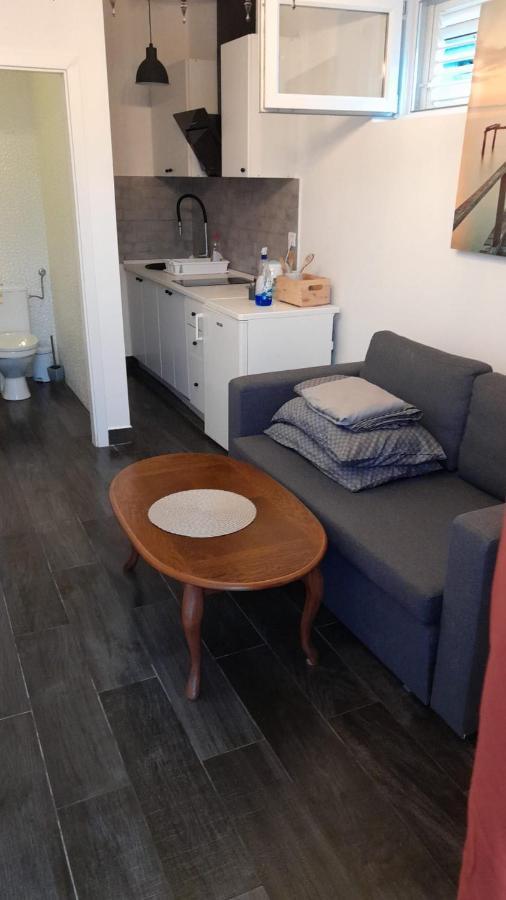 Apartmani Aneri วีร์ ภายนอก รูปภาพ